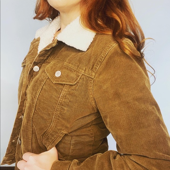 Old Navy Jackets & Blazers - ‘01 Vintage Sherpa Lined Denim Trucker Corderoy Jacket S